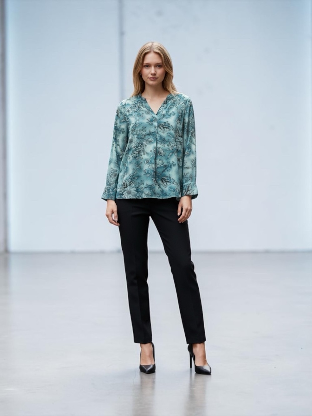Lily Morgan, Teal Floral Blouse Split V Neck Long Sleeve Relaxed Fit, Medium